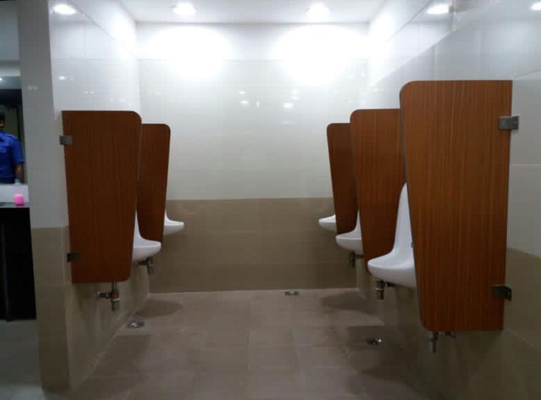 HPL urinal divider and Urinal Partitions